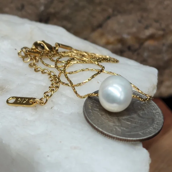 Natural Freshwater Pearl Pendant Luxury 14K Gold pl Chain Hypoallergenic